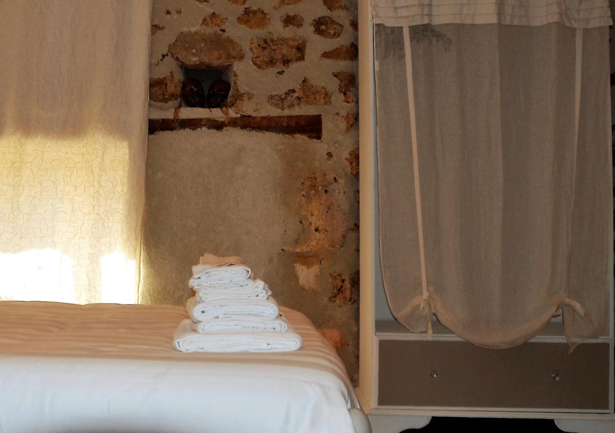 Le Gite Des Chambres De La Grange Cherval Dış mekan fotoğraf