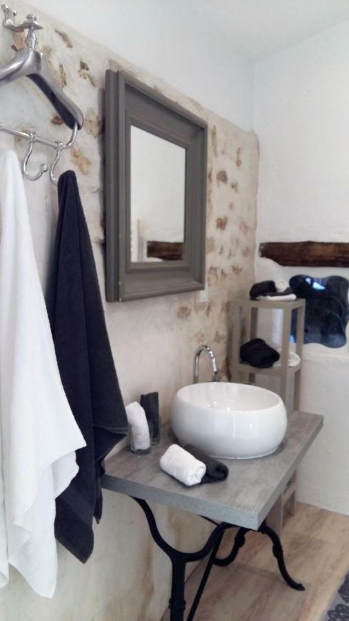 Le Gite Des Chambres De La Grange Cherval Dış mekan fotoğraf