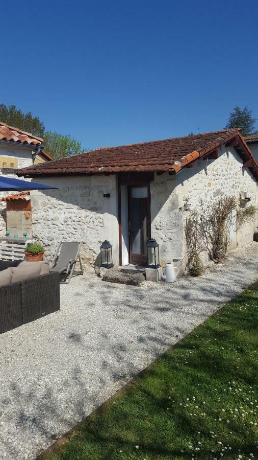 Le Gite Des Chambres De La Grange Cherval Dış mekan fotoğraf