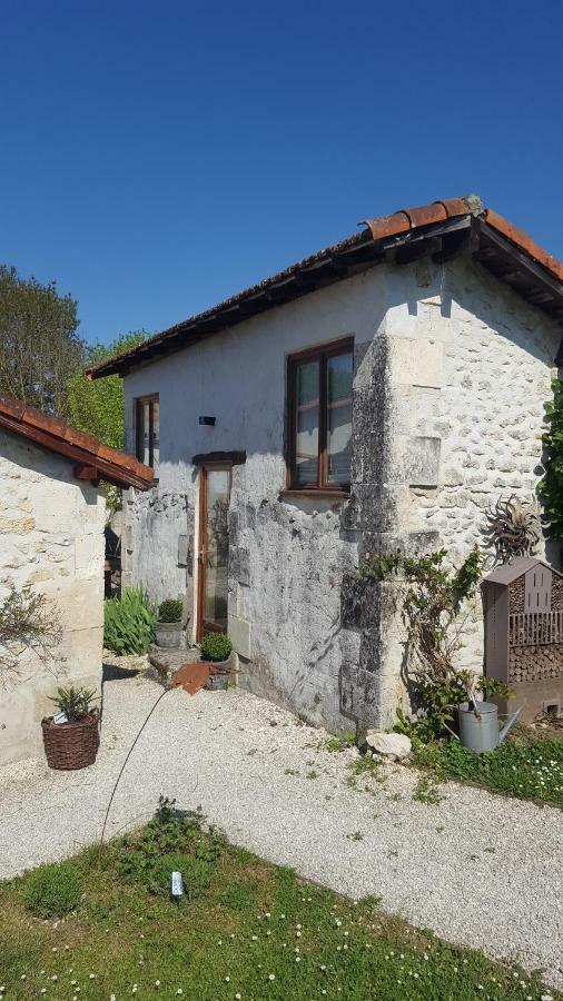 Le Gite Des Chambres De La Grange Cherval Dış mekan fotoğraf
