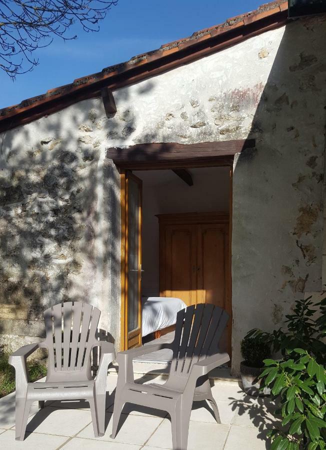 Le Gite Des Chambres De La Grange Cherval Dış mekan fotoğraf
