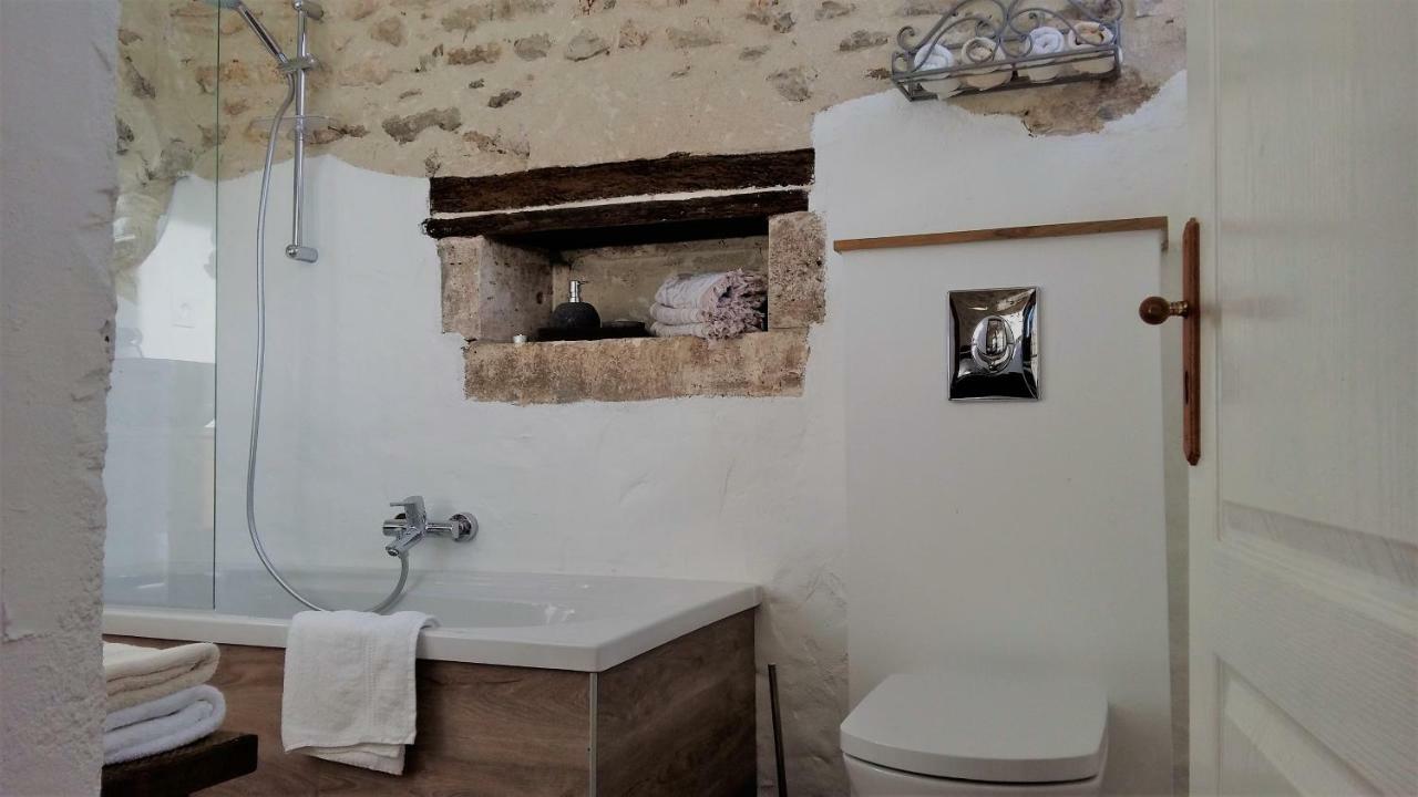 Le Gite Des Chambres De La Grange Cherval Dış mekan fotoğraf